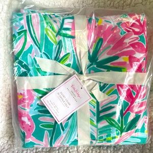 Pottery Barn Lilly Pulitzer king duvet cover